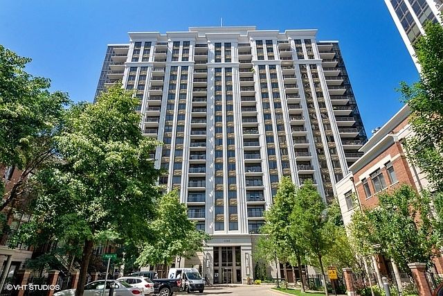 1st image of 1322 S Prairie Ave Unit 1807