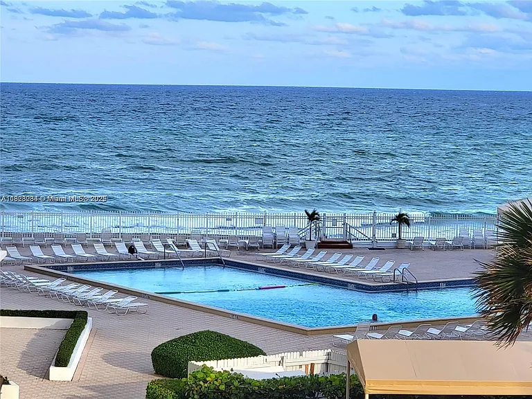 3505 S Ocean Dr #320 — Photo 20