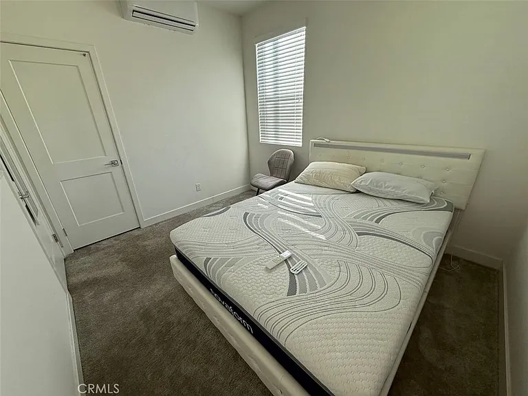 2317 W Broadway #35 — Photo 8