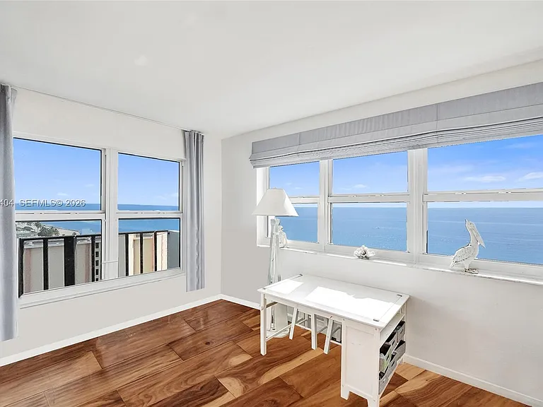 1201 S Ocean Dr #1702N — Photo 9