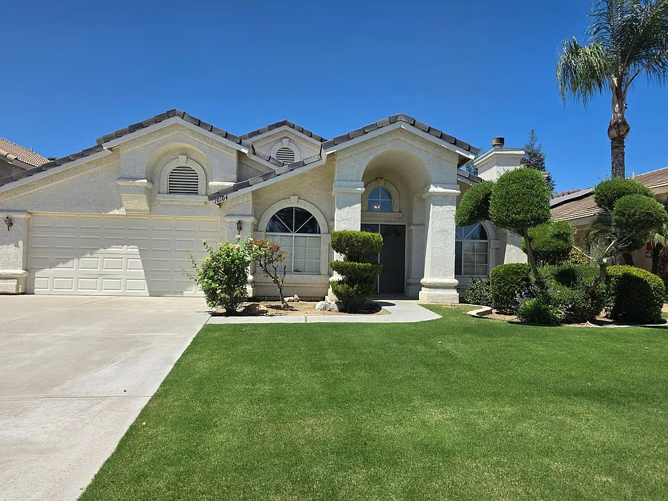 10104 Brookline Woods Dr