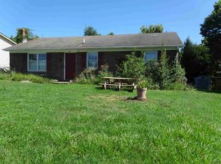 28 Sunderlin Pl, Verona, VA 24482