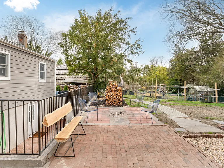 8 Flocee Ln — Photo 32