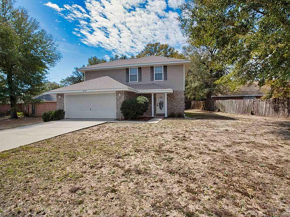 3rd image of 6707 Cedar Ridge Cir