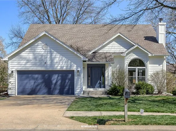 7315 N Oakland Ave, Kansas City, MO 64158