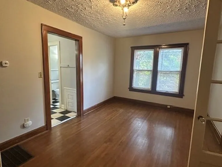 1164 Northwest Blvd #C — Photo 10