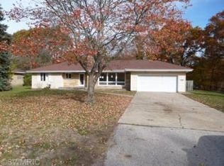 1648 Lee Ave, Muskegon, MI 49444