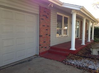 2016 Retford Dr, Florissant, MO