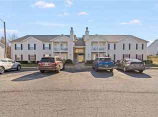 7129 W Friendly Ave APT B, Greensboro, NC 27410