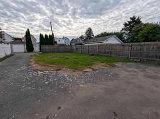 1028 Diamond Ave, Scranton, PA 18508