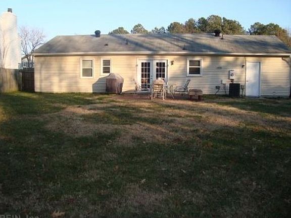 2nd image of 209 Eastlawn Dr
