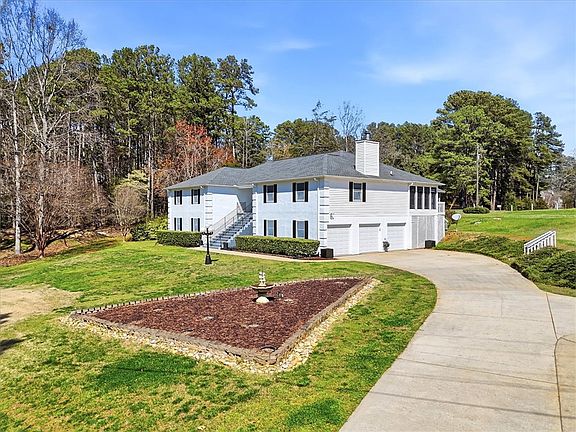 3rd image of 436 Cane Creek Landing Rd