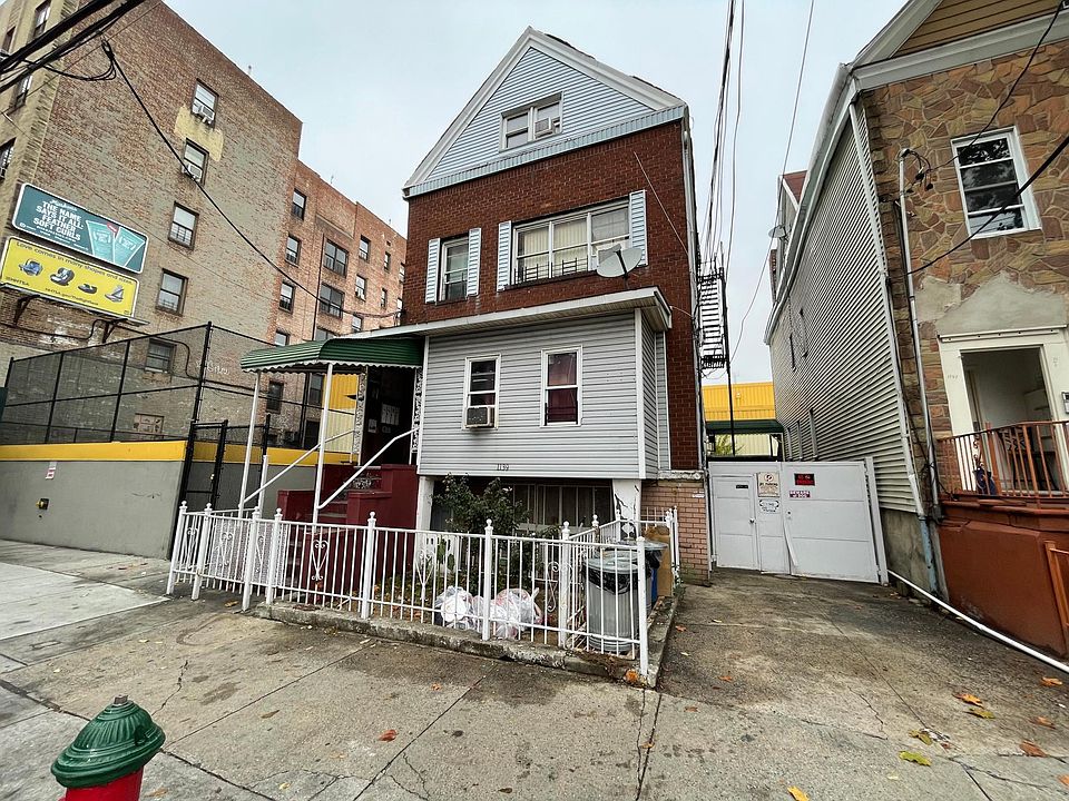 2nd image of 1139 Wyatt St APT 1