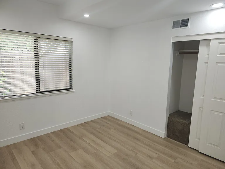 2542 Mockingbird Hill Rd — Photo 18