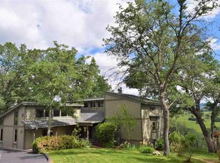 17775 Plaza Del Sur, Sonora, CA 95370