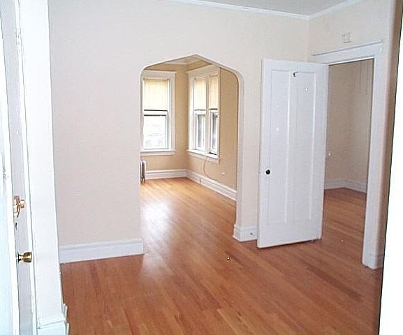 1st image of 5452 N Paulina St APT 3F