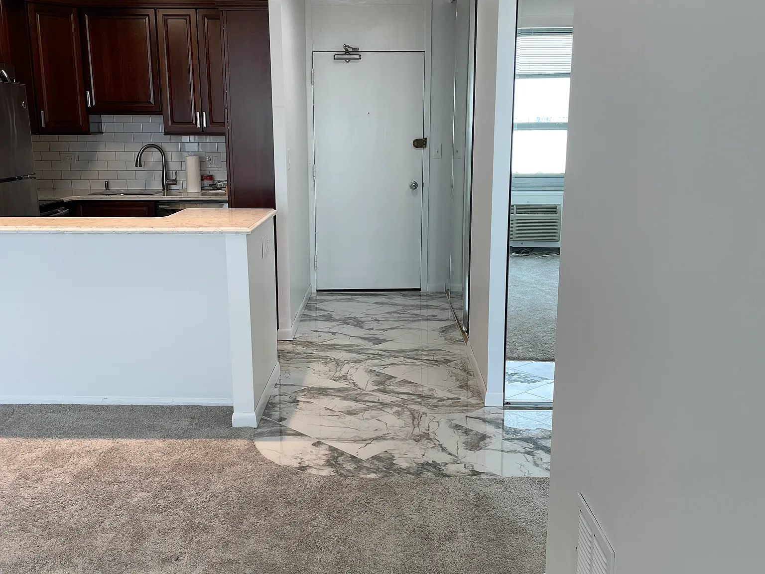 1 bed, 500 sqft, $2,200 — Photo 3