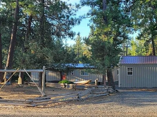 150 S Lakewood Rd, Tygh Valley, OR 97063