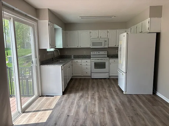 1627 Old Glory Rd — Photo 7