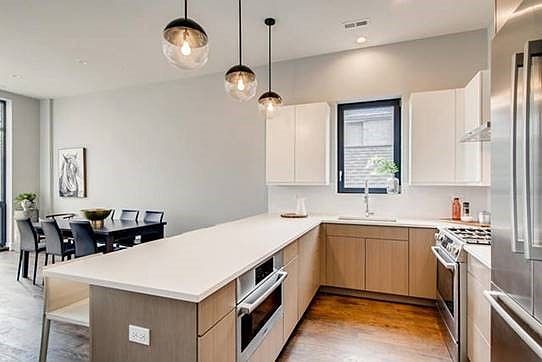 5th image of 1439 N Campbell Ave #3
