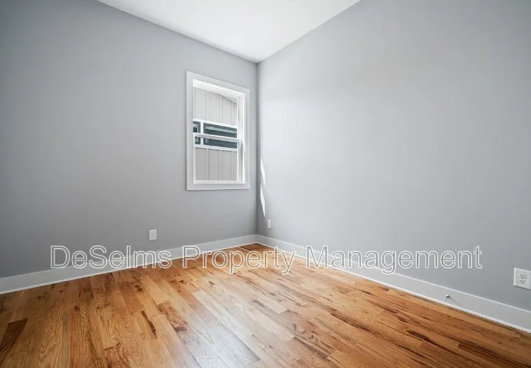 1000 Southside Ave — Photo 19