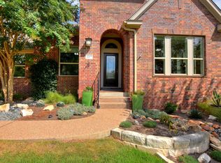 7009 Mitra Dr, Austin, TX 78739