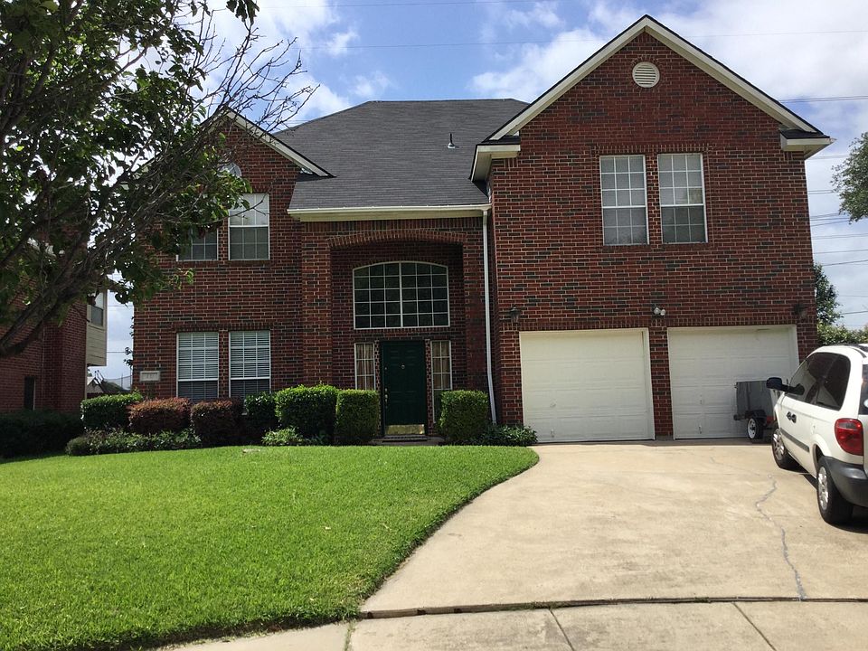 1st image of 231 Crane Dr