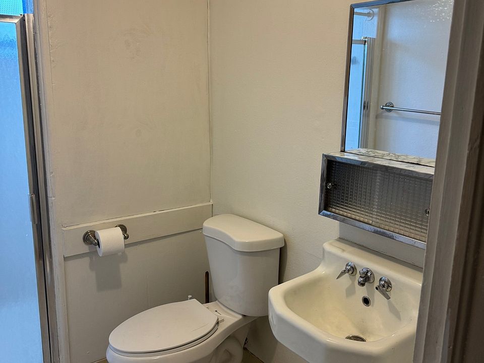 3/4 bath.