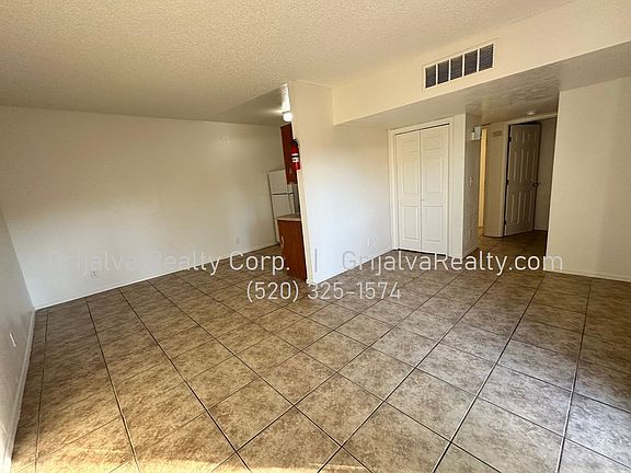 3rd image of 2415 N Geronimo Ave APT D