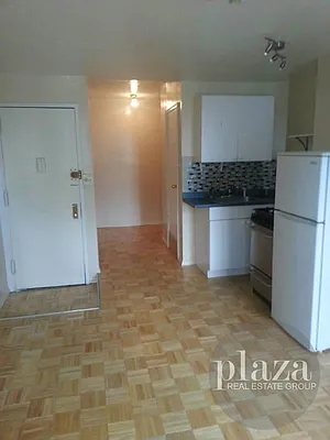 Sold by Plaza Real Estate Group | media 7