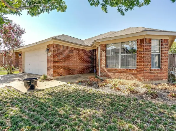 6821 Beverly Glen Dr, Fort Worth, TX 76132