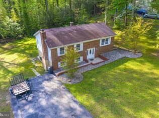 29940 Cross Woods Dr, Mechanicsville, MD 20659