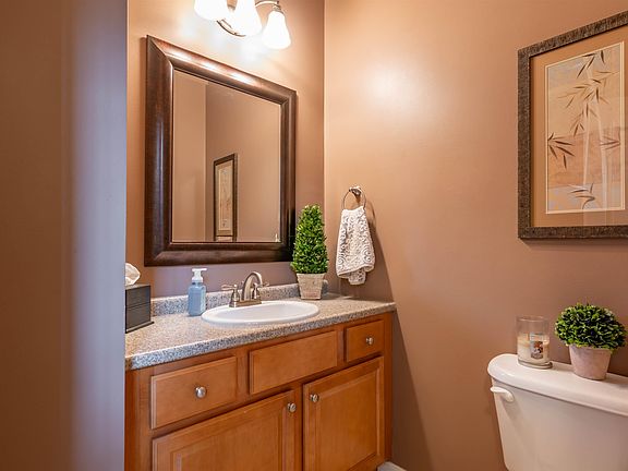 4th image of 8 Corliss Road