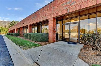 2nd image of 253 Castleberry Industrial Dr #208