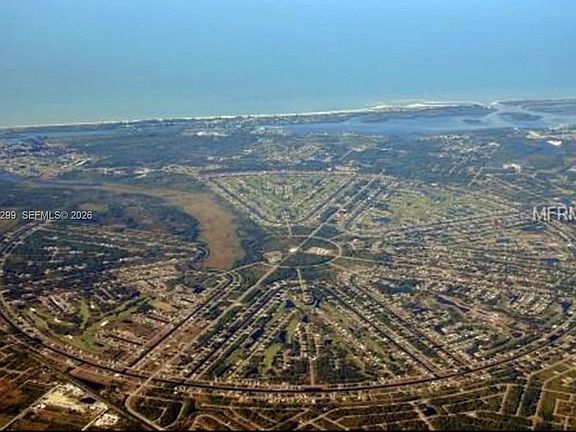 4th image of 81 Medalist Rd