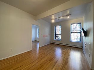 413 W 52nd St APT 2B, New York, NY 10019
