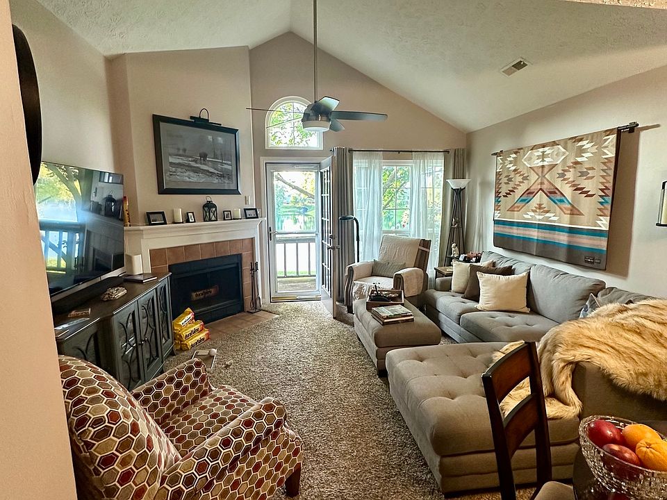 2nd image of 7254 Harbour Isle