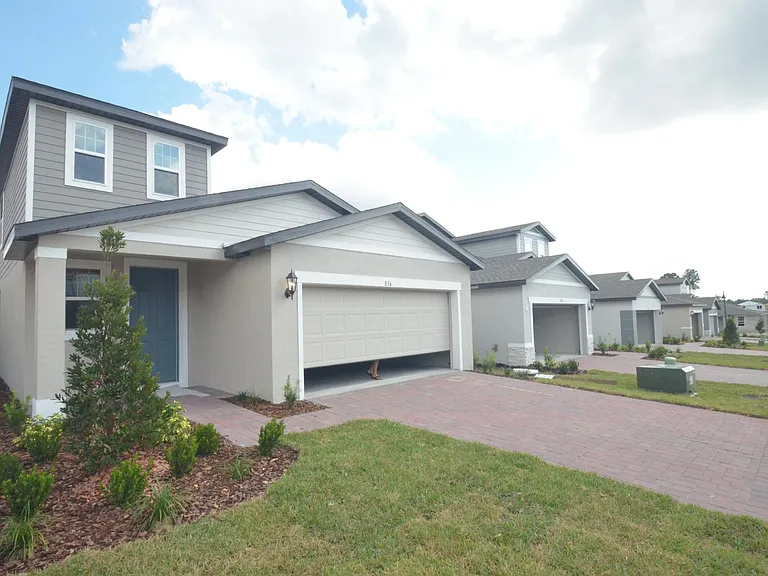 836 Rivers Crossing St — Photo 2
