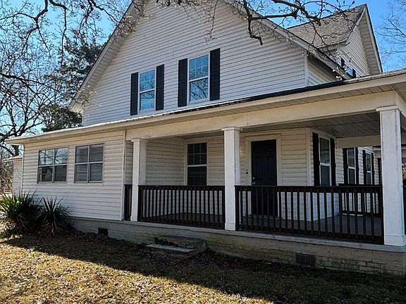 2nd image of 3501-3503 S Broad Pl SW #4554EC638