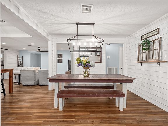 3rd image of 507 Duncan Rd