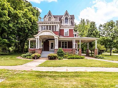 211 W Williams St, Wyoming, IL 61491 | Zillow