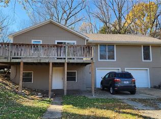 28016 S State Route O, Freeman, MO 64746