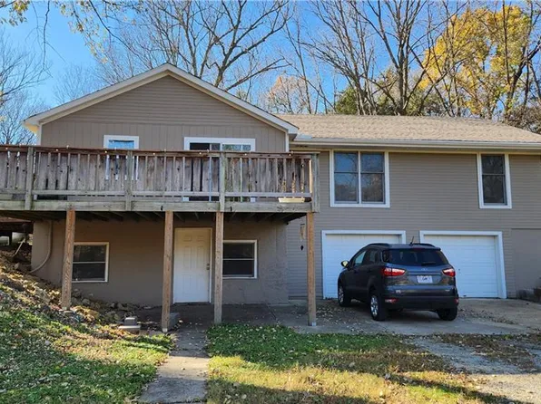 28016 S State Route O, Freeman, MO 64746
