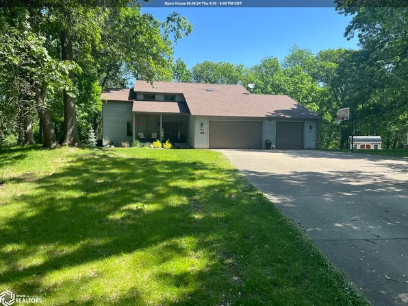 83 Woodshire Dr, Ottumwa, IA 52501