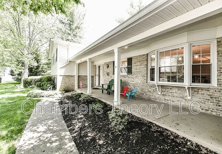 1427 Claves Ct — Photo 37