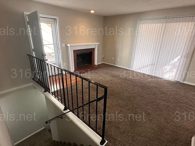 865 N Nims Ave #3 — Photo 1