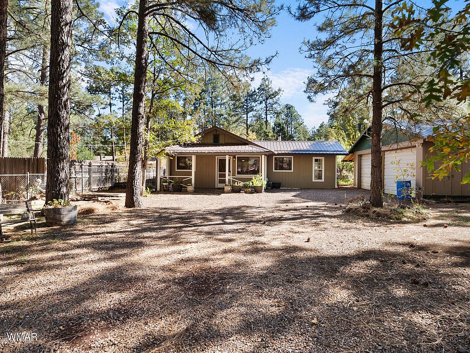1st image of 1137 N Moonridge Dr