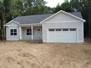 15741 Mercury Dr, Grand Haven, MI 49417