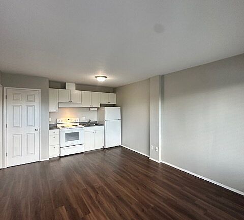 2nd image of 10235 NE Prescott St APT 26