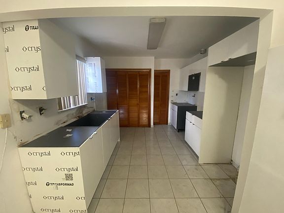 3rd image of 511 NW 44th Ave #1